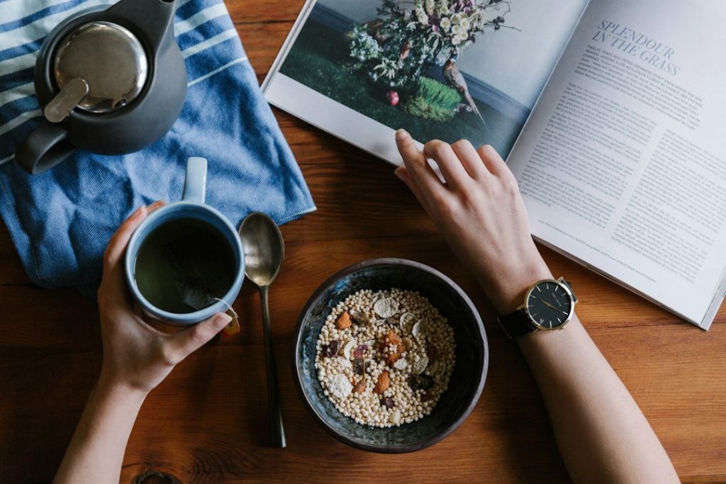 Healthy breakfast and lifestyle habits